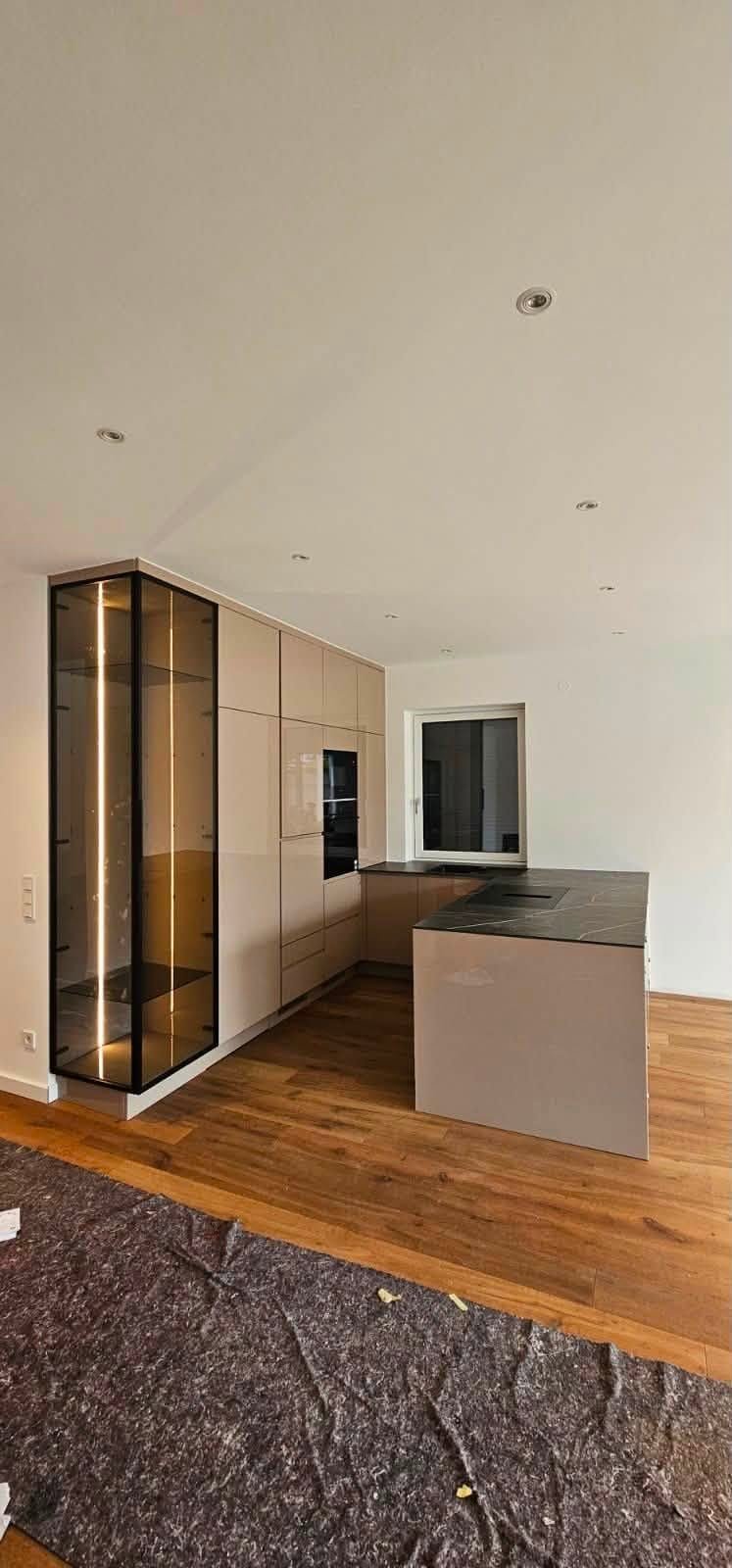 Gloss Cappuccino Kitchen — view 3